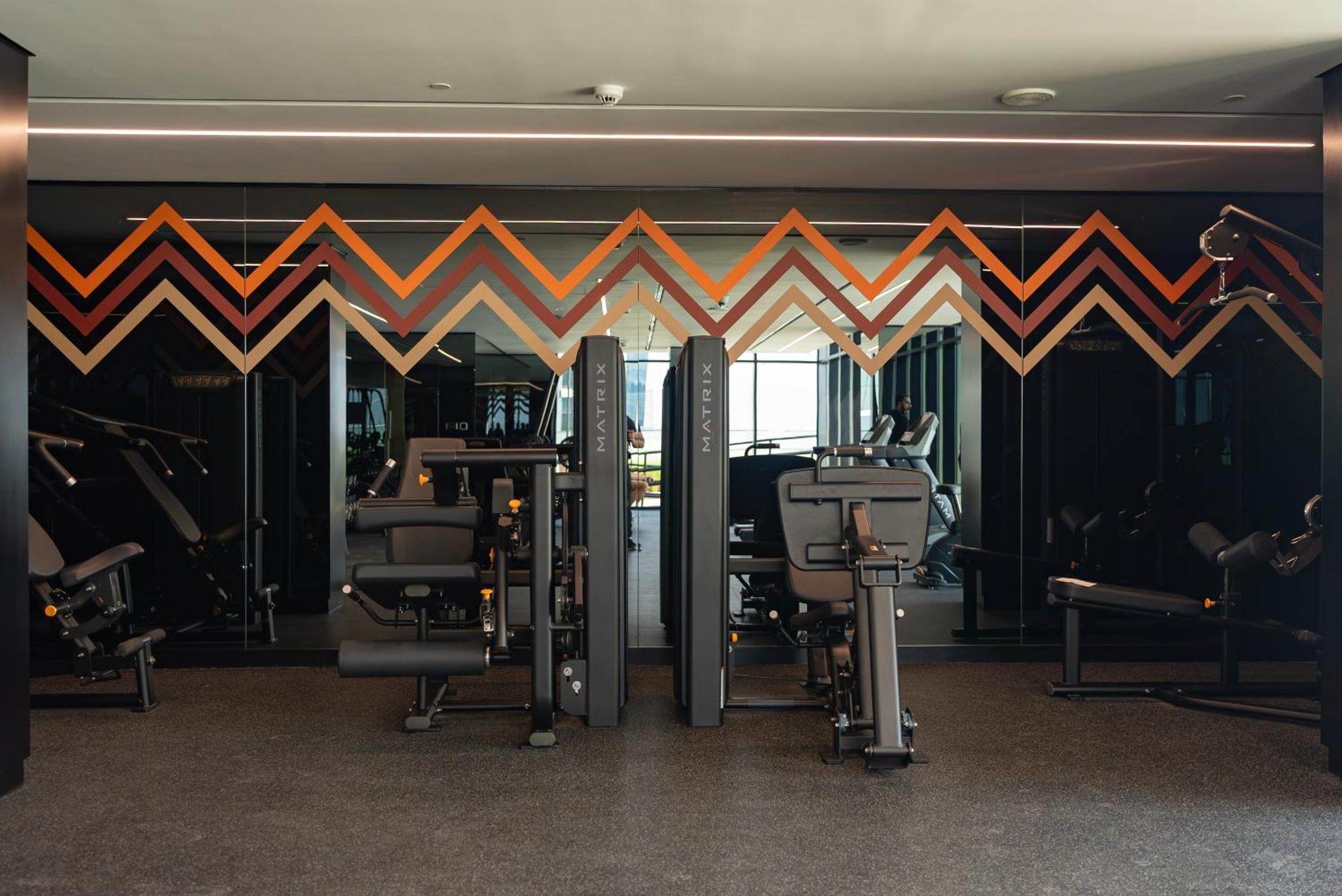 Elegant 2-bedroom Apartment, Branded & Luxury Amenities *