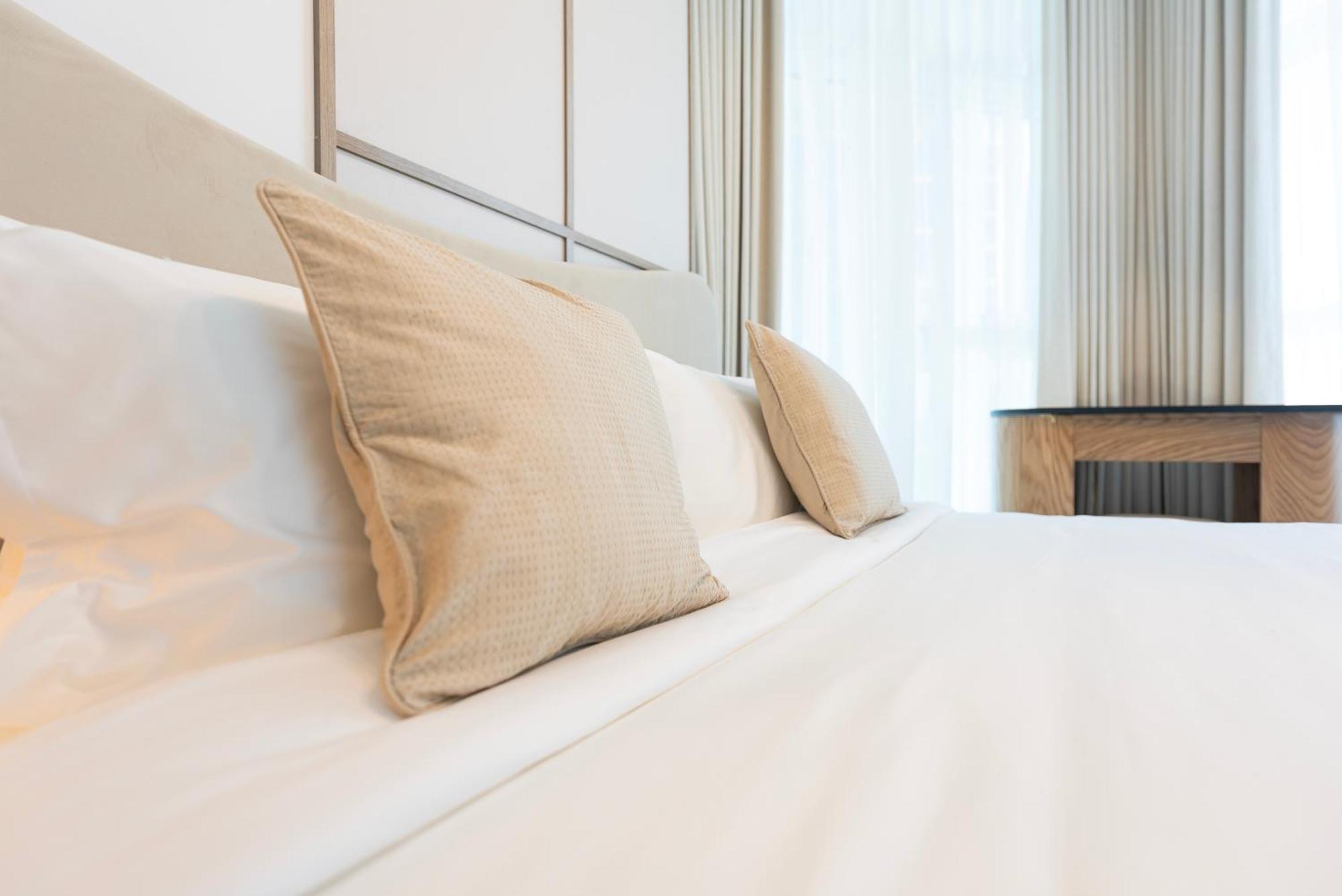 Elegant 2-bedroom Apartment, Branded & Luxury Amenities *